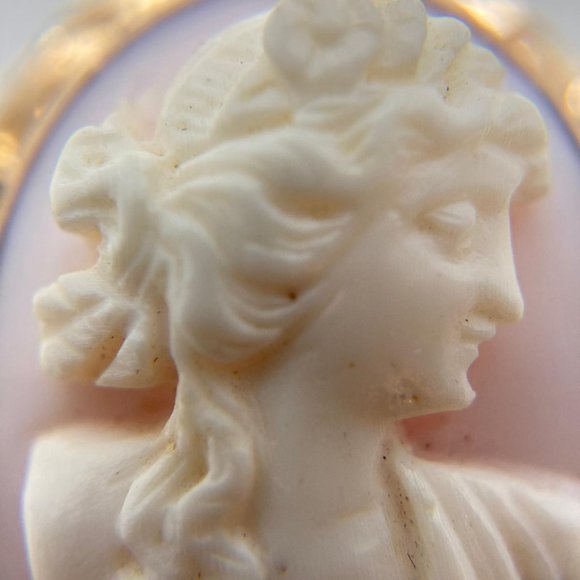 Antique 10k Carved Coral Cameo Brooch - Picture 6 of 8